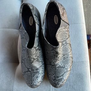 Dr Scholl’s Harlow BootieGray Animal Print